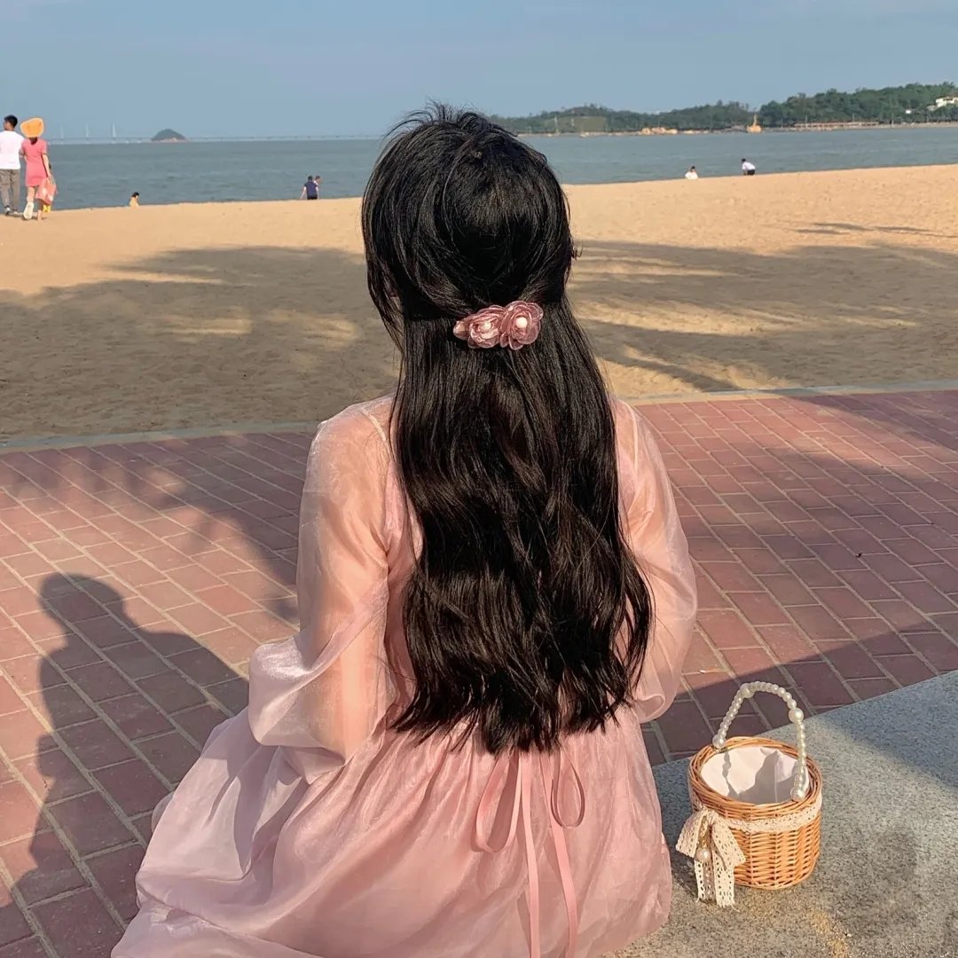 在病娇大佬怀里撒野